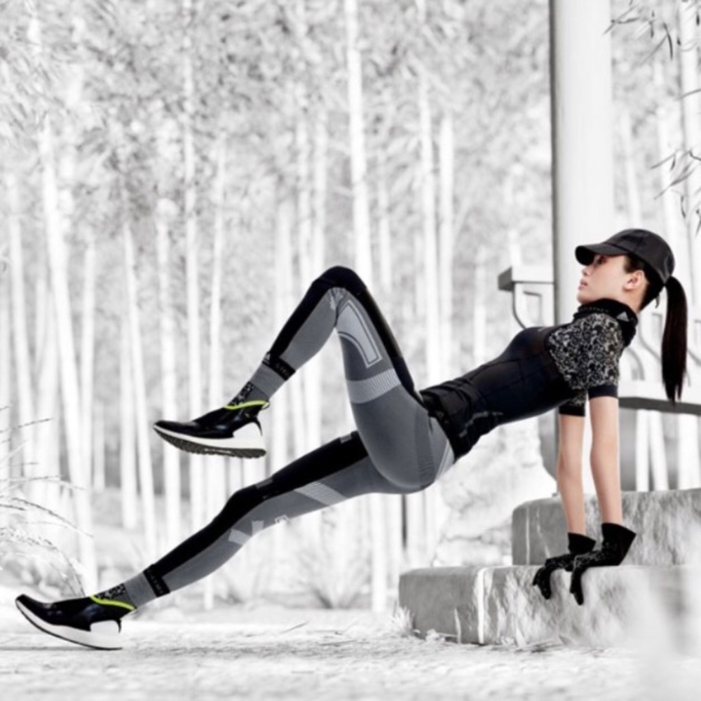 🌸 Save The Date! Best in Activewear Posh Party! - Picture 8 of 10